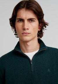 Scalpers PEAK TRICOT - Pulover - dark green