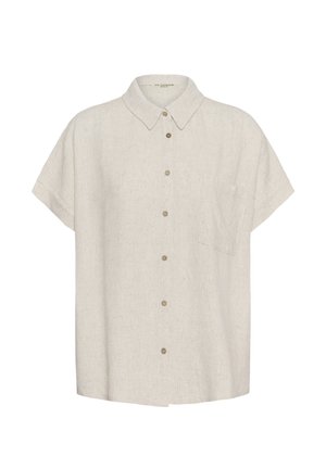 Chemise beige clair à manches courtes avec boutons, col pointu et une poche poitrine unique sur le côté gauche.
