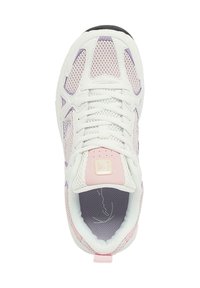 White athletic shoe with purple and pink accents. Features mesh upper and cushioned insoles. Laces and logo on tongue visible.