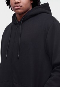 Jack & Jones JJEBRADLEY czarny