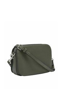 Borsa a tracolla in pelle verde oliva con chiusura a zip, tracolla regolabile e superficie liscia. Bordo arrotondato e design minimalista.