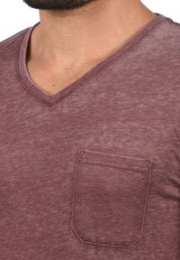 Solid SDTHEON - T-shirts basic - wine red