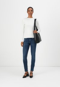 TOM TAILOR DENIM WITH FRILL EDGE - Longsleeve - off white
