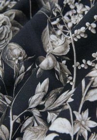 Next REGULAR FIT KEW COLLECTION FLORAL LONG SLEEVE SINGLE CUFF  - Skjorter - black mono