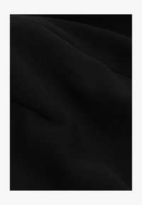 Unausgewählt, black