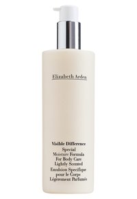 Flacon-pompe de crème hydratante pour le corps Elizabeth Arden ; couleur crème avec texte noir. Capuchon-pompe argenté, surface légèrement texturée, taille de 300ml.