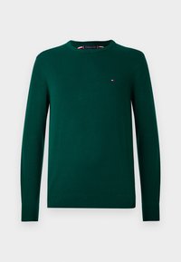 Unselected, ornamental green heather