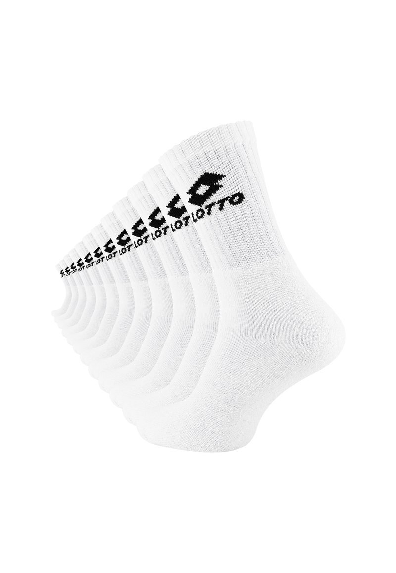 Weiße Baumwoll-Sportsocken mit geripptem Bündchen, versehen mit einem schwarzen "Lotto"-Logo an der Seite, in einer Reihe angeordnet.