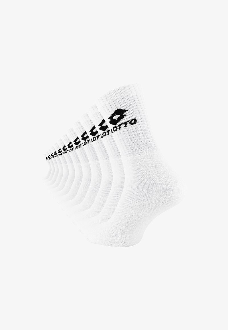 Chaussettes de sport en coton blanc avec des poignets côtelés, arborant un logo "Lotto" noir sur le côté, disposées en rangée.