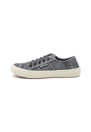Sneakers - grey