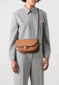 Furla SFERA SHOULDER BAG - Borsa a tracolla - light brown