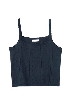 Tmavě námořnicky modrý pletený krátký top bez rukávů s tenkými ramínky a jemným vertikálním vzorem dírek.
