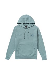 Jasnoniebieska bluza z kapturem z przednią kieszenią, sznurkiem w kapturze oraz logo RVCA w kontrastowych kolorach na klatce piersiowej. Miękka tekstura materiału.