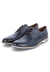 Blaue Lederschuhe mit glatter Textur, runder Zehenpartie, Schnürverschluss und einer weißen Sohle mit marineblauen und roten Akzenten.