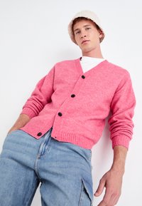 Jack & Jones JOROLLIE CARDIGAN - Cardigan - fuchsia rose