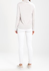 QS Trui - mottled beige