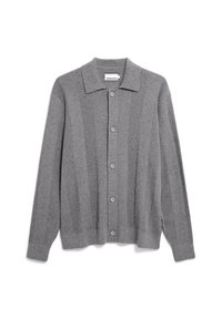Cardigan gris en tissu tricoté à côtes, avec un col, une fermeture à boutons et des manches longues avec une coupe décontractée.