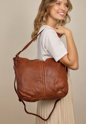Gusti Leder HANNAH - Handtas - cognac