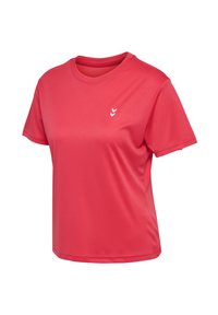 Kortærmet atletisk skjorte i lys rød, lavet af glat, åndbart stof. Har et hvidt logo på venstre bryst og en klassisk crew neckline.