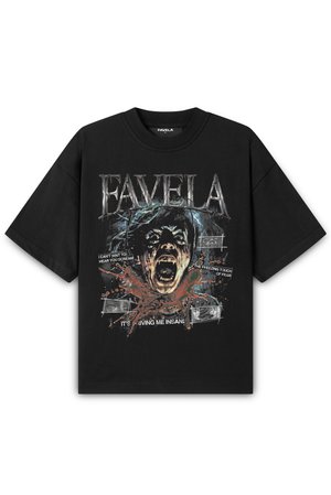 T-shirt en coton noir à manches courtes avec un design graphique d'un visage hurlant et des éléments textuels. Détails usés et motifs de éclaboussures.