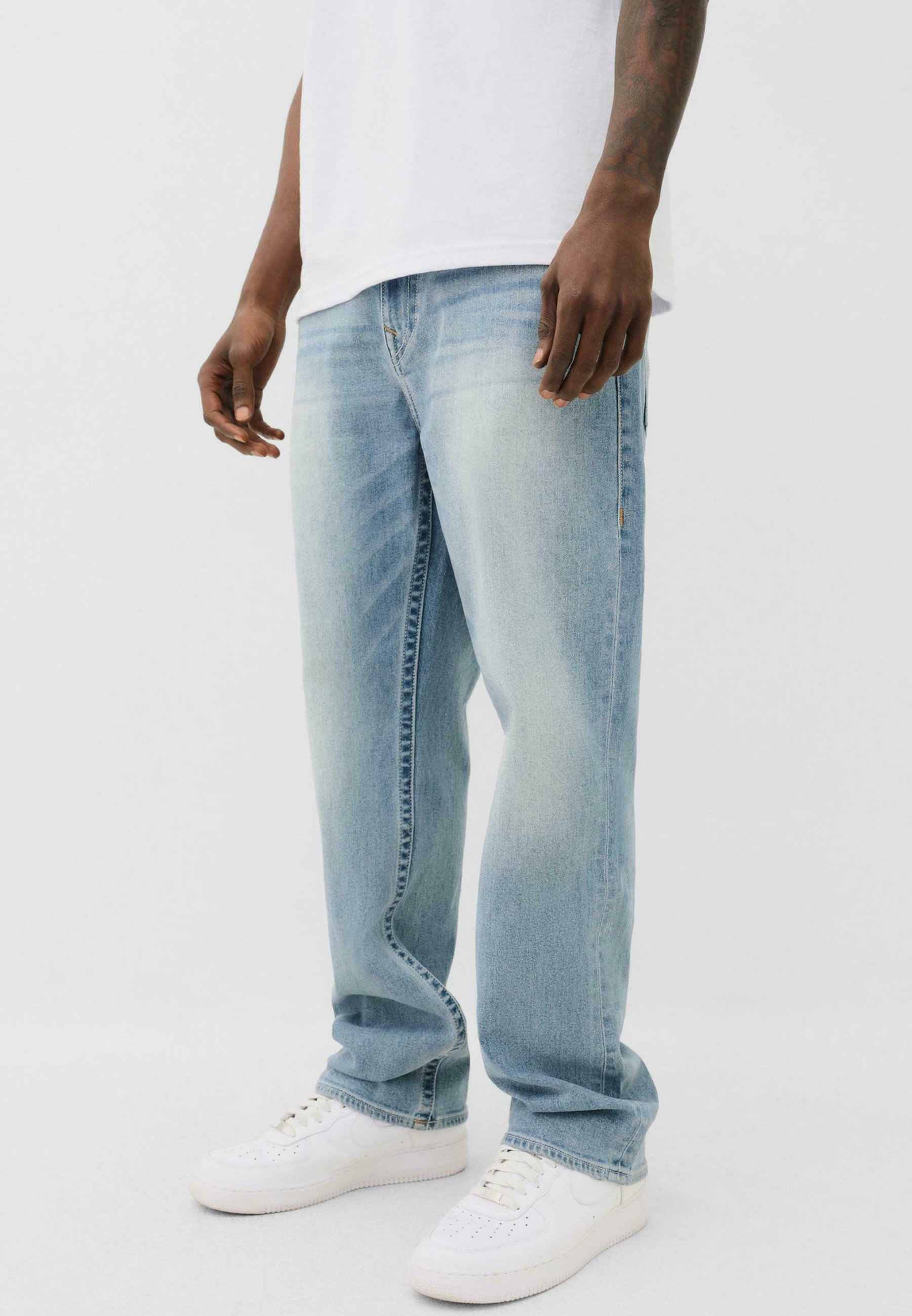 True Religion BOBBY - Straight leg jeans - medium washed blue/blue