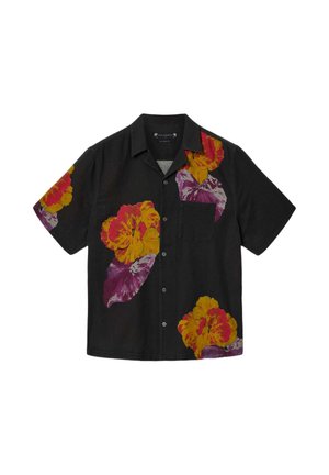 Schwarzes kurzärmliges Hemd mit Knöpfen, großen gelben, roten und violetten Blumenmustern und einer Brusttasche auf der linken Seite.