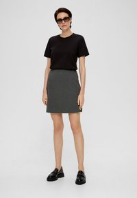 s.Oliver BLACK LABEL AUS  - Minirok - dunkelgrau