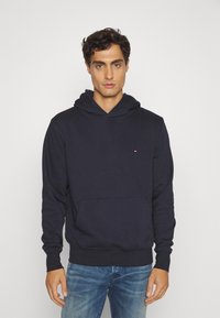 Tommy Hilfiger FLAG LOGO HOODY - Camisola - desert sky