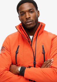 Superdry & Co ULTIMATE - Overgangsjakke - bold orange