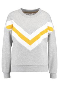 Grijze sweatshirt met een chevronontwerp met witte en gele strepen over de borst. Gemaakt van zachte stof met ribgebreide manchetten en onderkant.