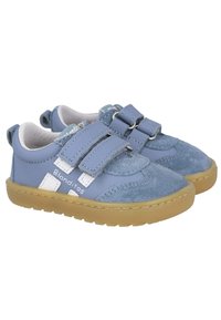 Zapatillas de ante azul y sintético con doble tira de velcro, acentos en blanco y suela de goma. Punta redondeada y interior acolchado.