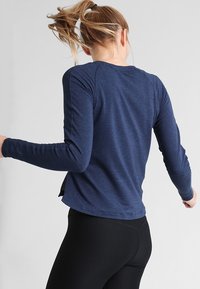 Nike Performance Felpa - dark blue