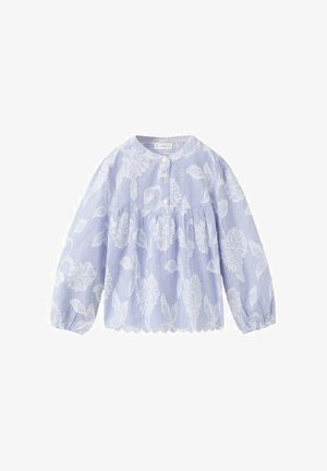 Svetlo modra bluza z dolgimi rokavi z belim cvetličnim vzorcem, tremi gumbi spredaj, nabranim pasom, elastičnimi manšetami in nazobčanim robom.