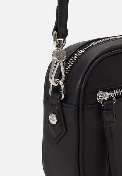 Vivienne Westwood ANNA CAMERA BAG UNISEX - Sac bandoulière - black