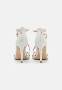 Tamaris Heart & Sole Sandaletter - white pearl