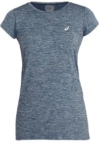 Modrá melírovaná trička s krátkým rukávem vyrobená z lehkého texturovaného materiálu, s kulatým výstřihem a malým bílým logem na hrudi.