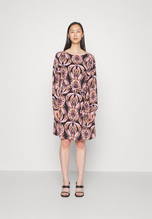 b.young BYJOSA SHORT DRESS - Sukienka letnia