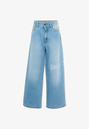 Lyseblå vidbenede denimjeans med fem lommer, knaplukning og svag hvid tekst på højre lår.