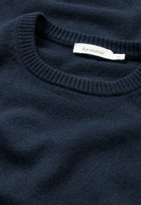 hessnatur Trui - marine