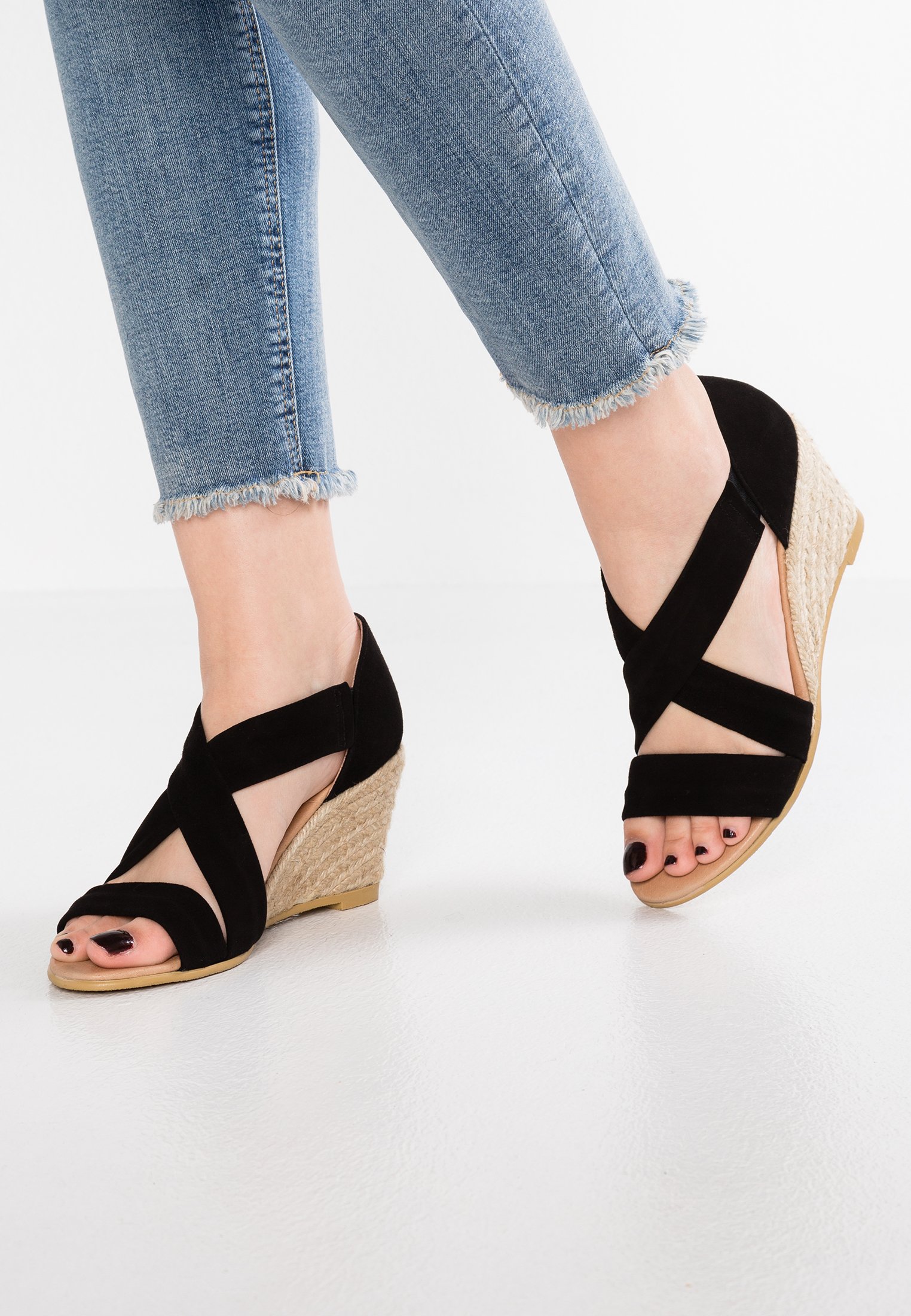 office maiden sandals