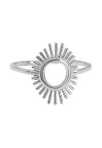 Anello d'argento con un centro circolare circondato da raggi allungati, creando un effetto di esplosione solare. Finitura liscia, design minimalista.