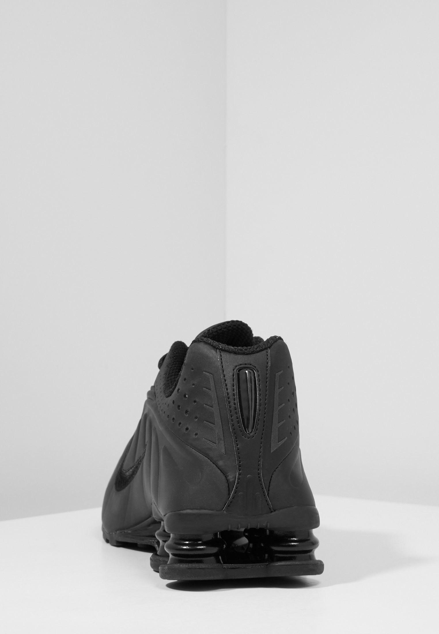 nike shox r4 zalando