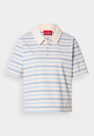 Kortærmet polo shirt i cremefarve med blå og brune vandrette striber, med en knapkrave og et lille logo på venstre bryst.