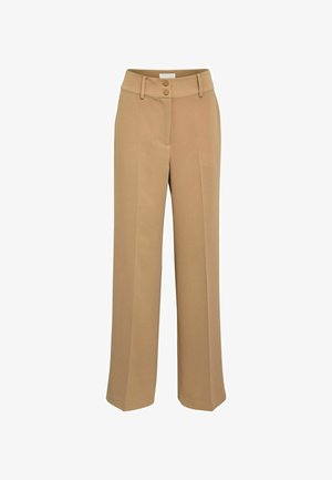 Pantalon large beige avec une texture lisse, doté d'une fermeture à double bouton et de poches latérales. Devant plat avec un pli marqué.
