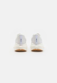 TYR RD1X RUNNER UNISEX - Maanteejooksu jalatsid - white