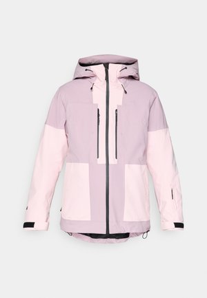 Lengvas, spalvotai blokuotas švarkas šviesiai rožinės ir levandų spalvų. Turi gobtuvą, kelis užtrauktukais užsegamus kišenes ir reguliuojamus rankogalius. Lygus paviršius.