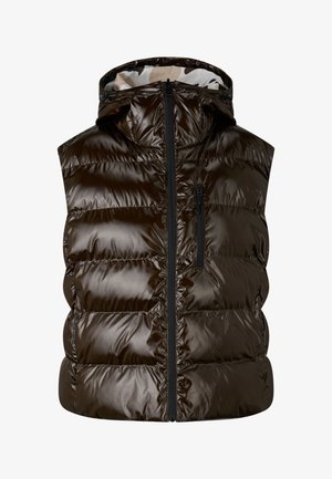 Brązowa, błyszcząca kamizelka puchowa z kapturem, zapinana na zamek, wyposażona w boczne kieszenie, o pikowanej fakturze i gładkim wykończeniu.