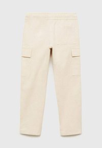 Beiga cargobyxor med elastisk midja. Två sidofickor och en bakficka. Slät textur och rak ben design.