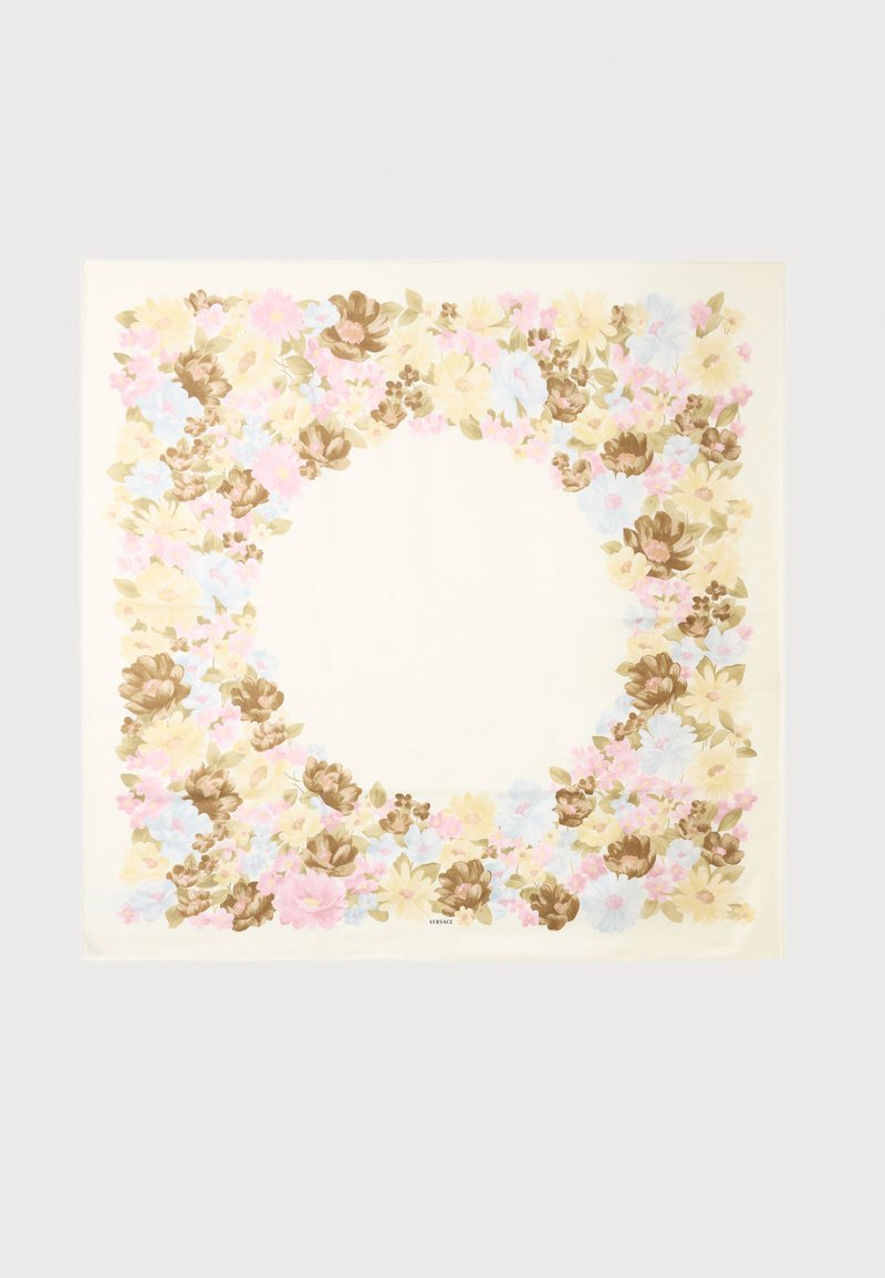 Τετράγωνο φουλάρι με ανθικό περίγραμμα που απεικονίζει απαλές ροζ, μπλε, κίτρινες και καφέ λουλούδια σε κρεμ φόντο.