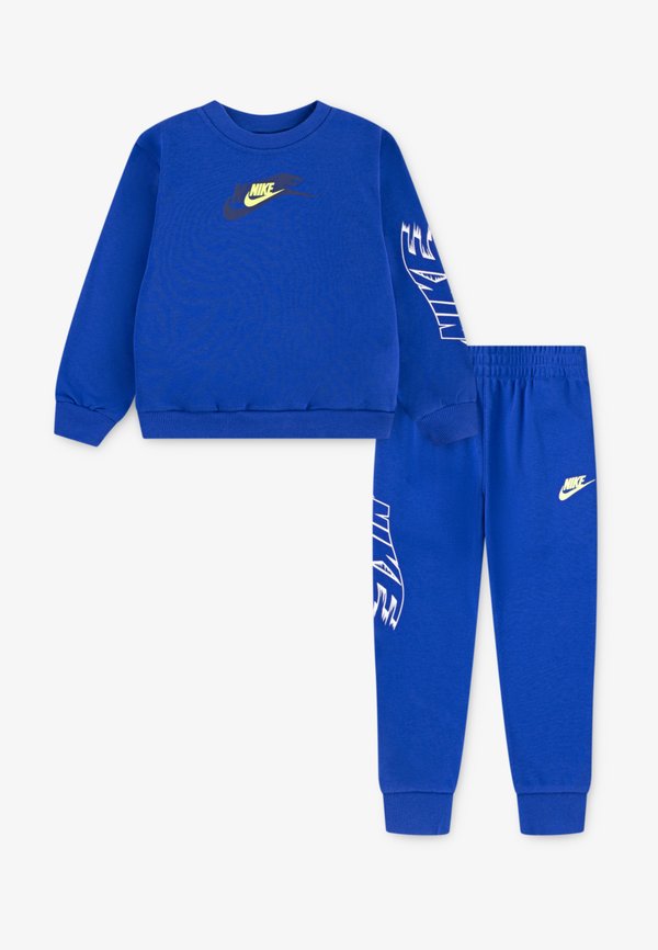 ON THE MOVE CREW SET - Sweatshirt - game royal
